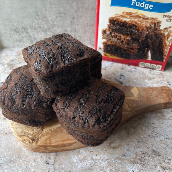 Felt Brownie / Felt Chocolate Fudge Brownie