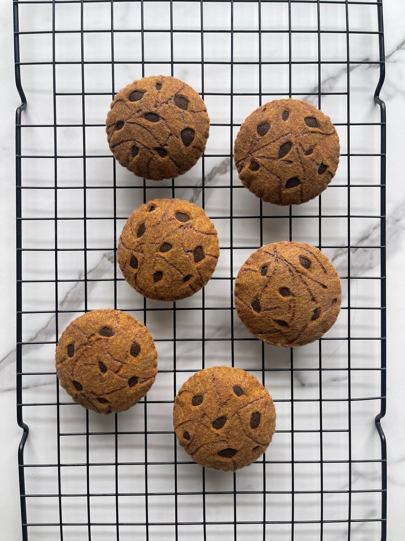 Felt cookies/ felt chocolate chip cookies/ felt peanut butter cookies/ felt chocolate fudge cookies/ felt white chocolate macadamia cookies Chocolate Chip