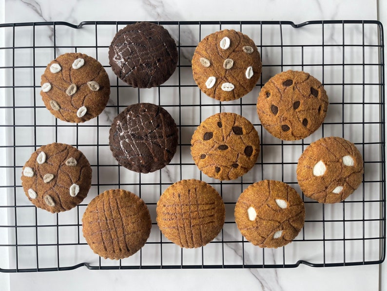 Felt cookies/ felt chocolate chip cookies/ felt peanut butter cookies/ felt chocolate fudge cookies/ felt white chocolate macadamia cookies image 1