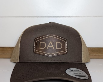 Gorra con parche de cuero personalizada • Gorra de camionero personalizada • Gorra grabada con láser • Regalo para el Día del Padre • Gorra personalizada con logotipo • Gorra de visera plana