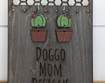 Pendientes de madera grabados con láser de cactus - pintados a mano - teñidos a mano - pendientes de poste - pendientes de clip - pendientes colgantes - personalizables