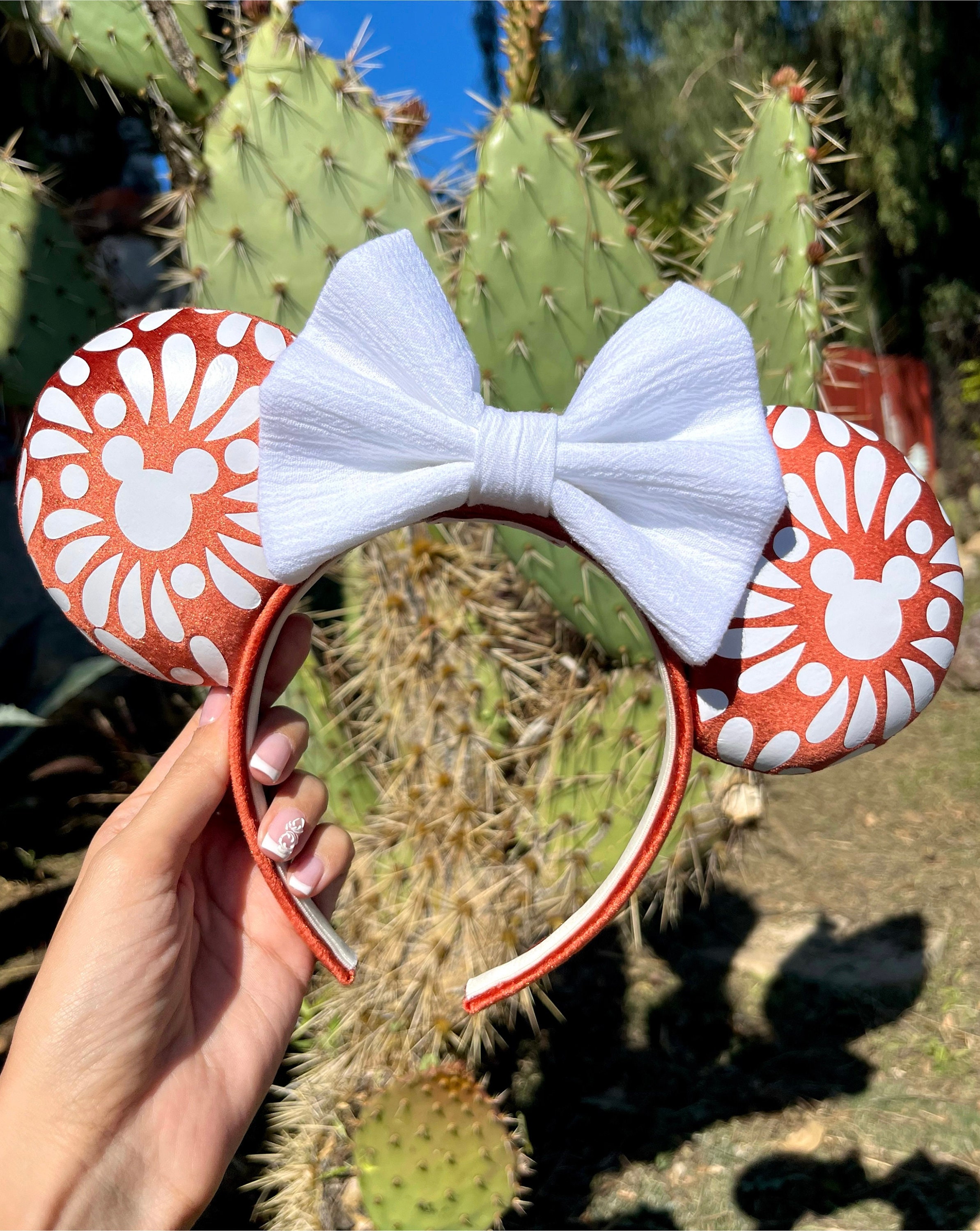 Terra-mex Talavera, Minnie Mouse Inspired, Mouse Ears  display picture 1