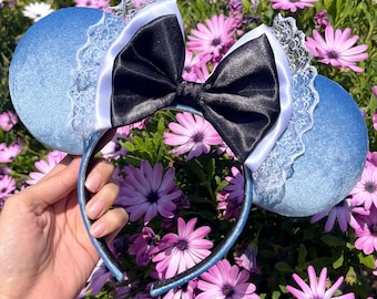 Wondrous Dreamer, Alice in Wonderland Inspired, Minnie Mouse Inspired, Mouse Ears, Minnie Mouse Inspired, Headband