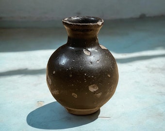 Chinese Yuan Dynasty Black Pottery Jar