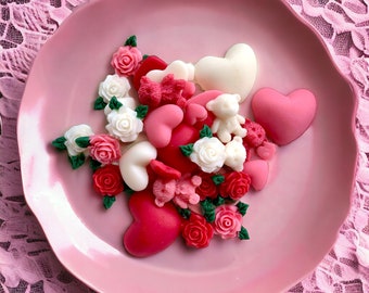 Baggie of Valentines Mix, Wax Embeds, Wax Valentines, Wax Roses, Wax Teddy, Wax Hearts, Embeds