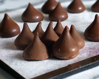 Chocolate Kisses Wax Embeds, Chocolate Drops, Hershey Kisses, Wax Chocolate, Chocolate Embed, Fake Chocolate, Candy Embeds, Wax Candy