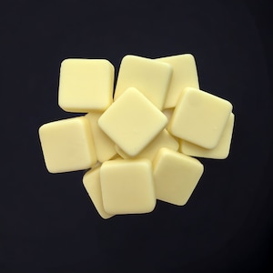 リアルなスライスバターワックス埋め込み、偽バター、リアルな食品、偽食品、偽バター、ワックスバター、バターワックス