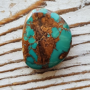 Royston Turquoise Cabachon!  (26x21 mm and 33 ct) Natural, mined and cut by me.