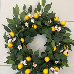 Lemon Wreath for Front Door | Summer Citrus Grapevine Wreath | Farmhouse Kitchen Decor | Year-Round Spring Wreath | Housewarming Gift