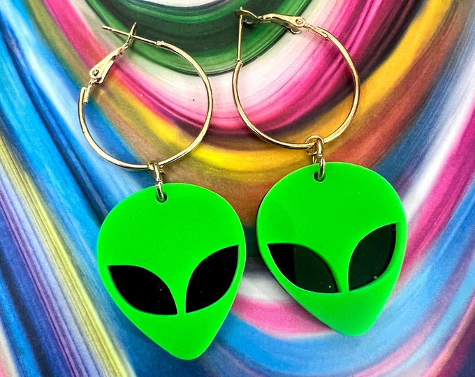 Green Alien Earrings / UFO Gifts / UFO Earrings / Quirky Statement Earrings / Extraterrestrial / Festival Earrings / Alien Gifts