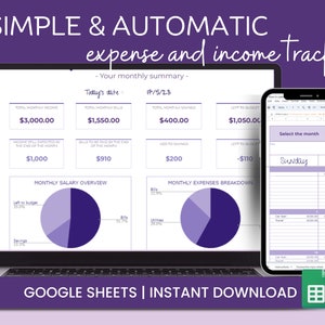 以下が含まれることがあります： 紫と白のカラーテーマでGoogleスプレッドシートを表示しているラップトップコンピューター。スプレッドシートは、収入、支出、貯蓄のセクションを持つ予算トラッカーです。スプレッドシートのタイトルは「Simple & Automatic Expense and Income Tracker」です。カレンダービューで同様のスプレッドシートを表示している携帯電話も表示されています。