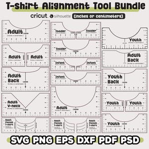 Könnte beinhalten: Ein Bundle von T-Shirt-Ausrichtungswerkzeugen in verschiedenen Größen, einschließlich Erwachsener, Jugendlicher, Kleinkinder und Babys. Die Werkzeuge zeigen Messungen in Zoll und Zentimetern. Der Text "T-Shirt Alignment Tool Bundle" steht oben. Dateitypen: SVG, PNG, EPS, DXF, PDF und PSD.