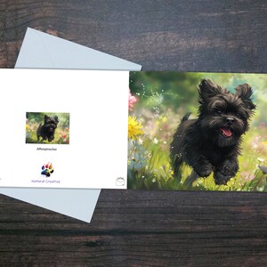 TARJETA DE FELICITACIÓN AFFENPINSCHER, Corriendo a través de flores, Tarjeta brillante en blanco, Regalo para el dueño de la mascota, Regalo colorido para el amante de los perros, Vibrante y lindo