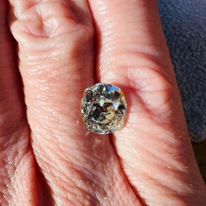 Antique 3 ct cushion/old mine cut natural diamond
