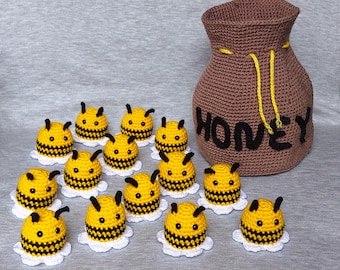 German crochet pattern for a cute bee memory game