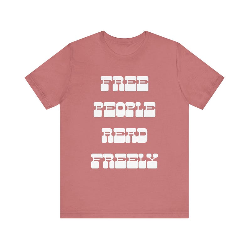Free People Read Freely Intellectual Freedom Unisex Jersey Short Sleeve Tee Bild 2