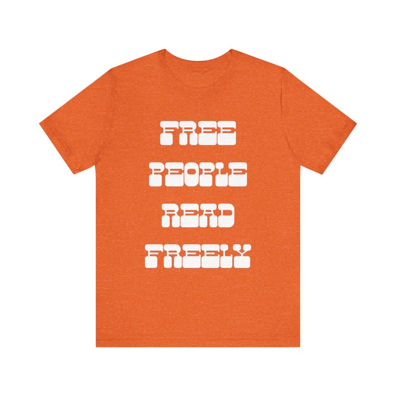 Free People Read Freely Intellectual Freedom Unisex Jersey Short Sleeve Tee Bild 4