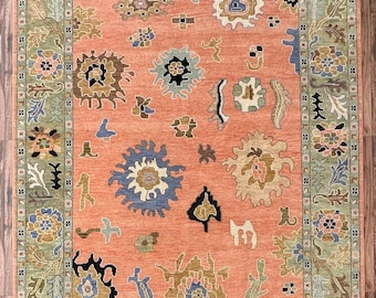 Hand Knotted Oushak Wool Rug, Vintage-Inspired Turkish Design