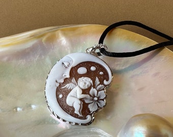 Genuine Italian cameo on sardonyx shell set in solid silver. Handmade jewelry in Italy.