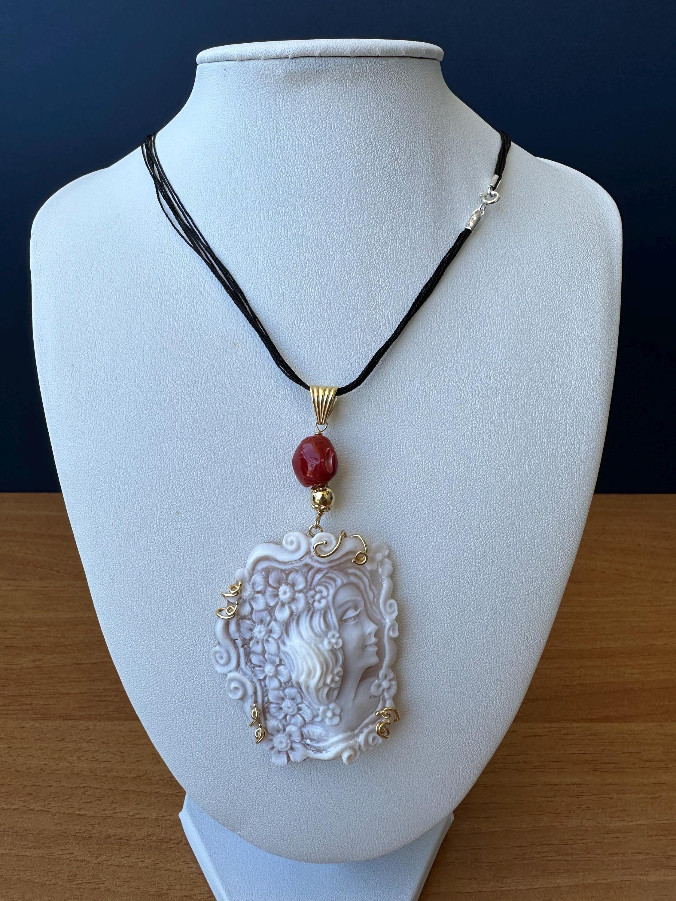 Pendentif Argent 925 Avec Camée En Cornaline Orange, Lettre M, Orné De Zircon – Neuf Avec étiquette