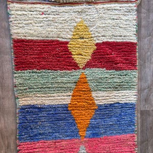 Handgjord bohemisk geometrisk ullmatta – Färgglad marockansk löpare – Livfull abstrakt design – Matta – Boho inredning – Vardagsrumsinredning – Handgjord matta bild 3