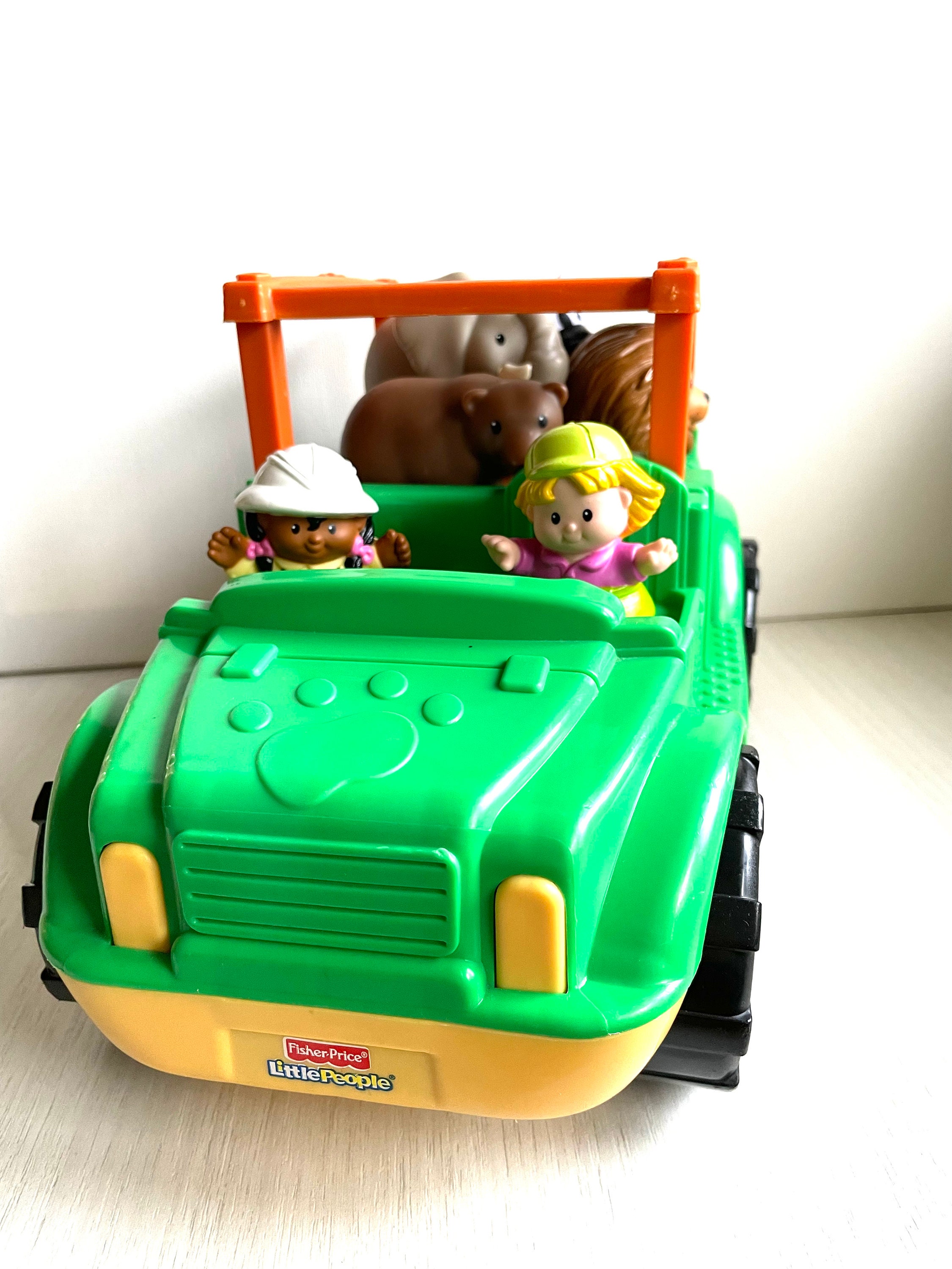 Little people sale safari jeep