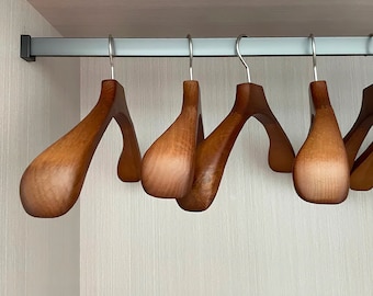 Wide Shoulder Wooden Hangers,Suit Hangers with mooth Finish Swivel Hook,Solid Wood Coat Hangers
