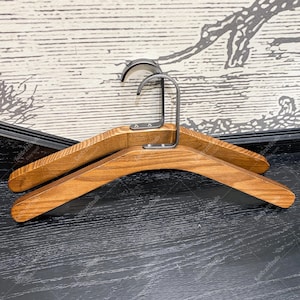 Ash Wood Hanger,Minimalist Wooden Clothes Hanger with Black Metal Hook,Smooth Wooden Hanger for Coats, Shirts, Jackets,Closet Organizer