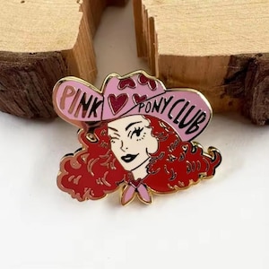 Chappell Roan Pink Pony Club Enamel Pin – Music Fan Collectible Lapel Badge