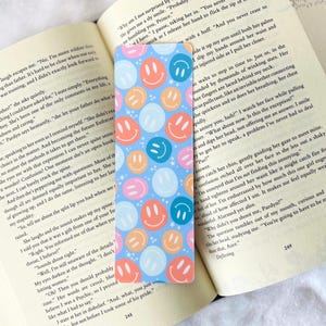 Retro Happy Face Bookmark - Gift for Book Lovers - Double-sided Handmade Bookmark - Gift for Her - Bookish Merch