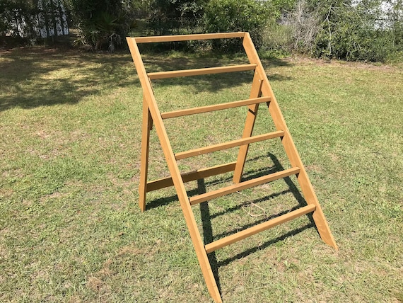 Chicken Roost - Large - holds up to 30 chickens