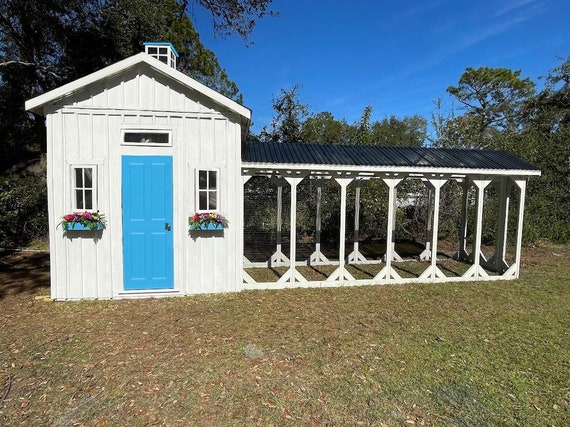 Deluxe Chicken Coop with 15' Run  -  23' overall length