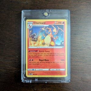 Charizard Pokemon Card 001/015! Enclosed in Magnetic Case! - Etsy