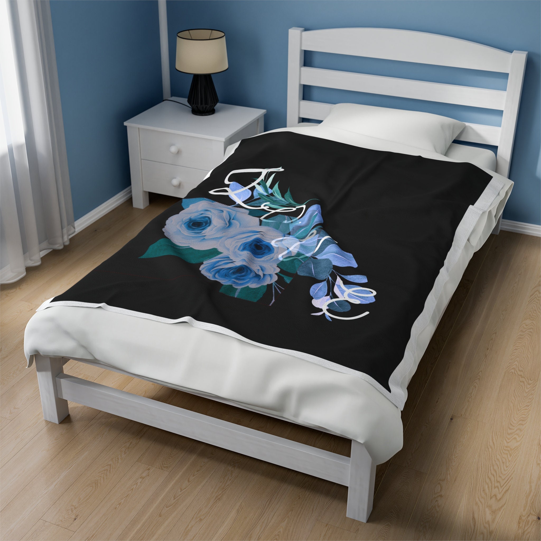 Discover Love Plush Flower Blanket