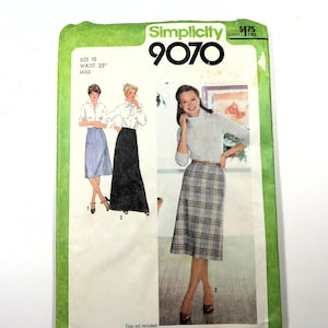 Simplicity Skirt Sewing Pattern 9070 | Skirt Sewing Pattern 3 Styles | Vintage 1970s Woman&#39;s Skirt Pattern UNCut Pattern Size 10 Waist 25&quot;
