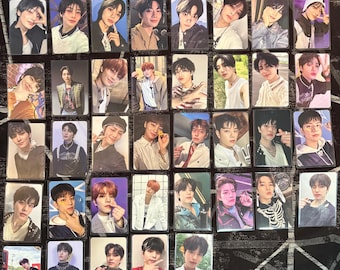 Stray Kids I.N and Seungmin Official  Photocards