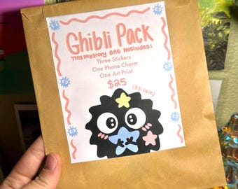 Ghibli Mystery Bag: Aufkleber, Handyanhänger, Kunstdruck Bundle