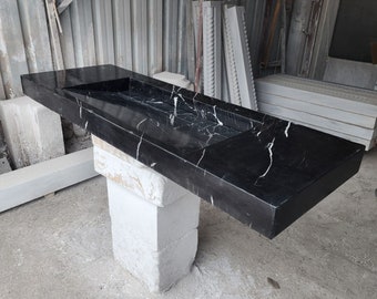 Lavabo cannelé en marbre Nero Marquina, vasque en pierre naturelle sculptée à la main, évier mural sur mesure.