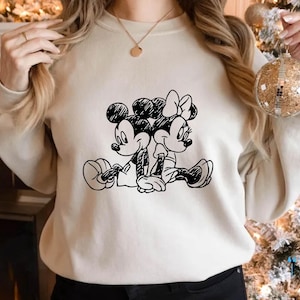 Sudadera de Mickey y Minnie Mouse – Camiseta a juego para pareja de dibujos animados vintage imagen 1