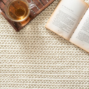 Handmade New Zealand Wool Rug: Modern Ivory Woven Rug