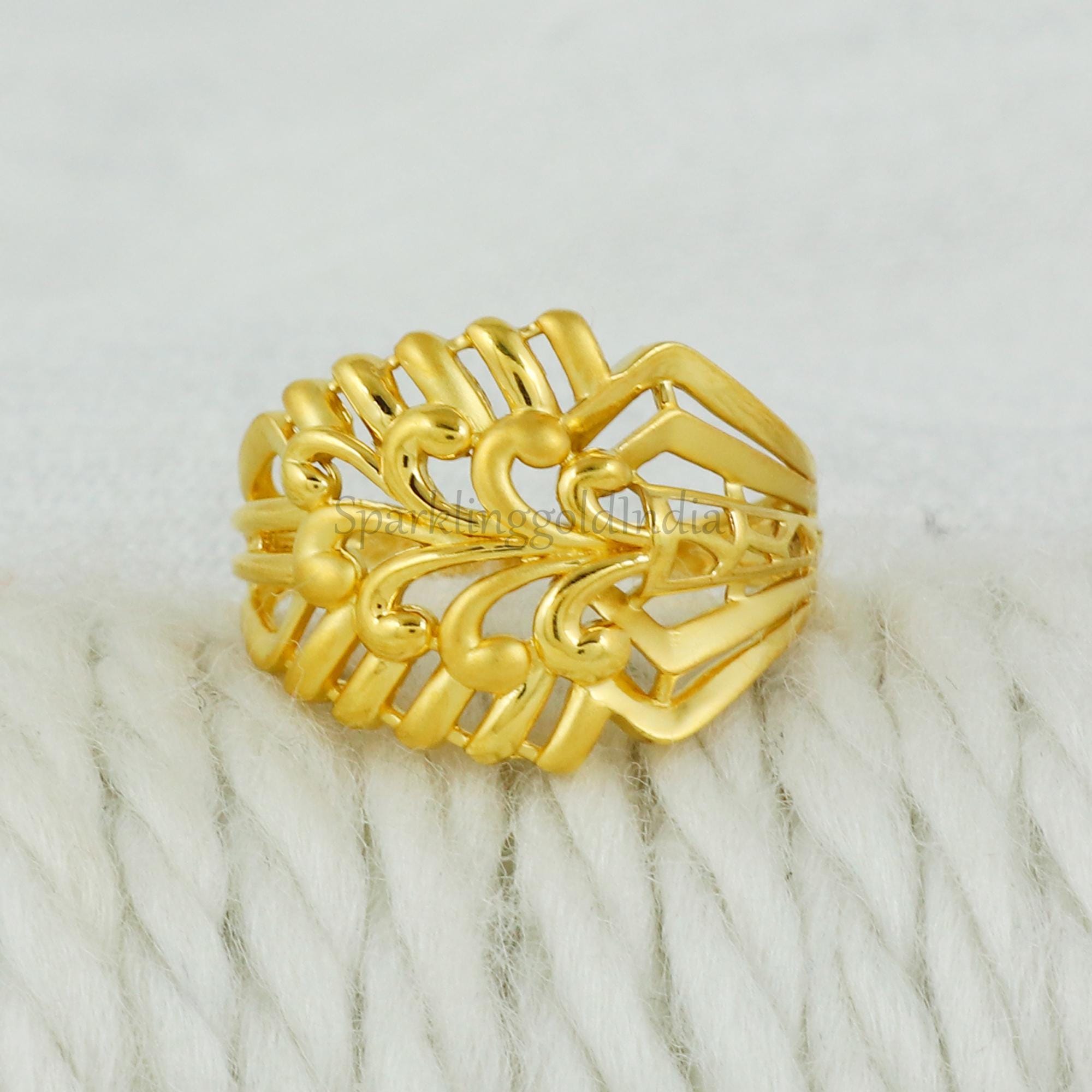 IndianJewelry ＊RINGのみ Solid 22k Yellow Gold Ring, Handmade Indian Jewelry, Size 7.5 US