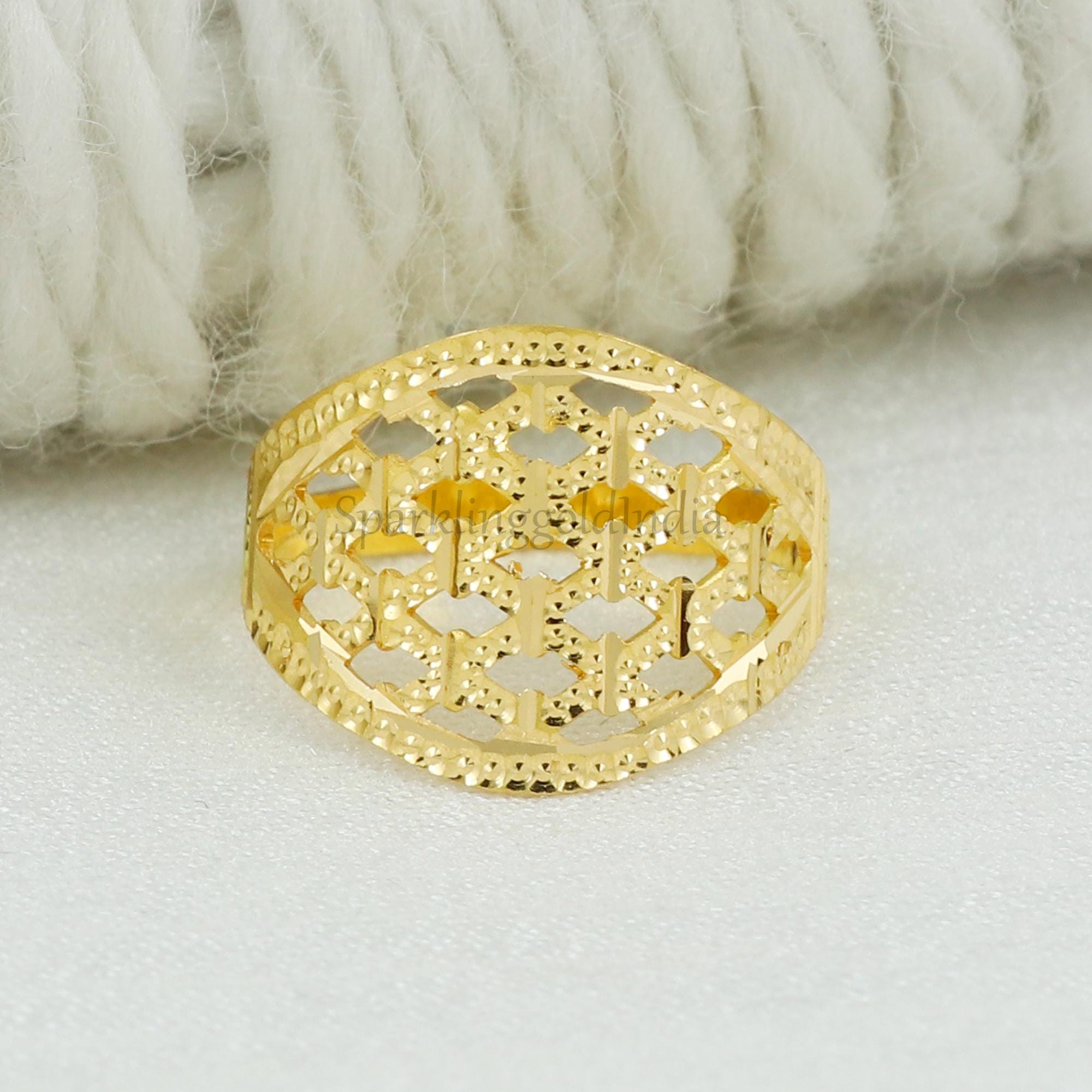 22k Yellow Gold Handmade Ring, Indian Jewelry, Size 7.75, OOS3285