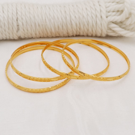 Well Crafted Handmade 22k Gold Cuff Bangle, Fine Designed Gold