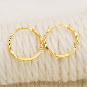 22k yellow gold hoop earrings handmade jewelry for gift, Indian gold 22kt jewels, OS2259