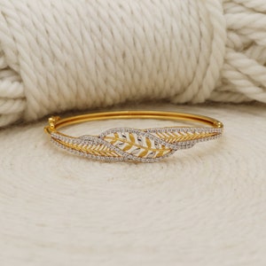 Zircons 22k Gold Bangle Bracelet, Fine Gold Handmade Women Jewelry, Indian Jewellery, Gift, Real Gold, handcrafted Gold Cuff Bangle, os1351