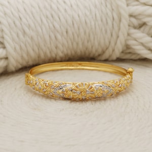 Wedding 22k Gold Bangle Bracelet, Fine Gold Handmade Women Jewelry, Indian Jewellery, Gift, Real Gold, handcrafted Gold Cuff Bangle, os1349