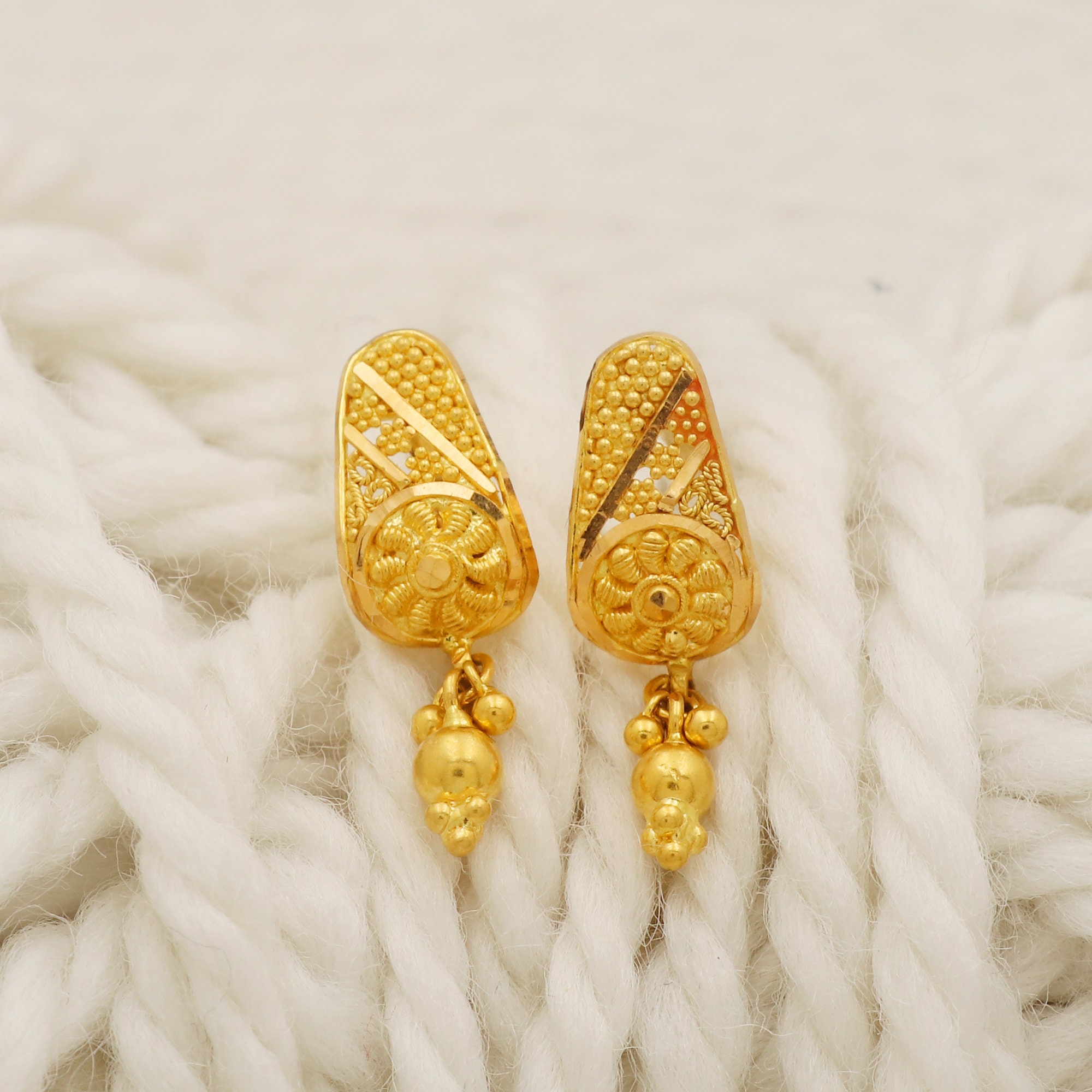 Waman Hari Pethe Gold Earrings Fine 22k Yellow Gold Earrings