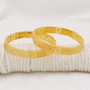 22k Gold Bangle Bracelet, Fine Gold Handmade Women Jewelry, Indian Jewellery, Gift, Real Gold, handcrafted Gold Cuff Bangle
