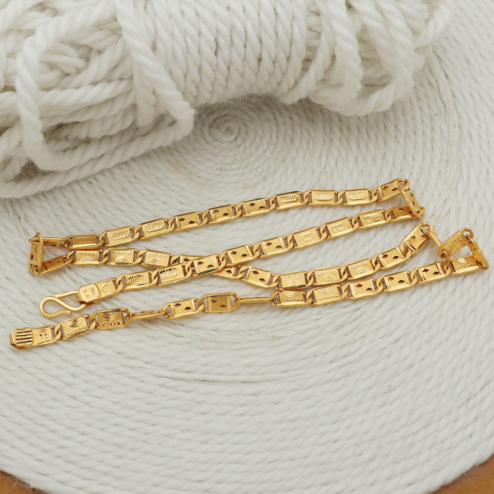 Navabi Chain Freemen Nawabi Biscuit Chain Fine Crafted 22k Gold Handmade Chain Fine ...