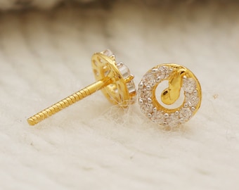 fine designed 18kt gold Stud earrings, 18k handmade fine gold jewelry, OOS2207
